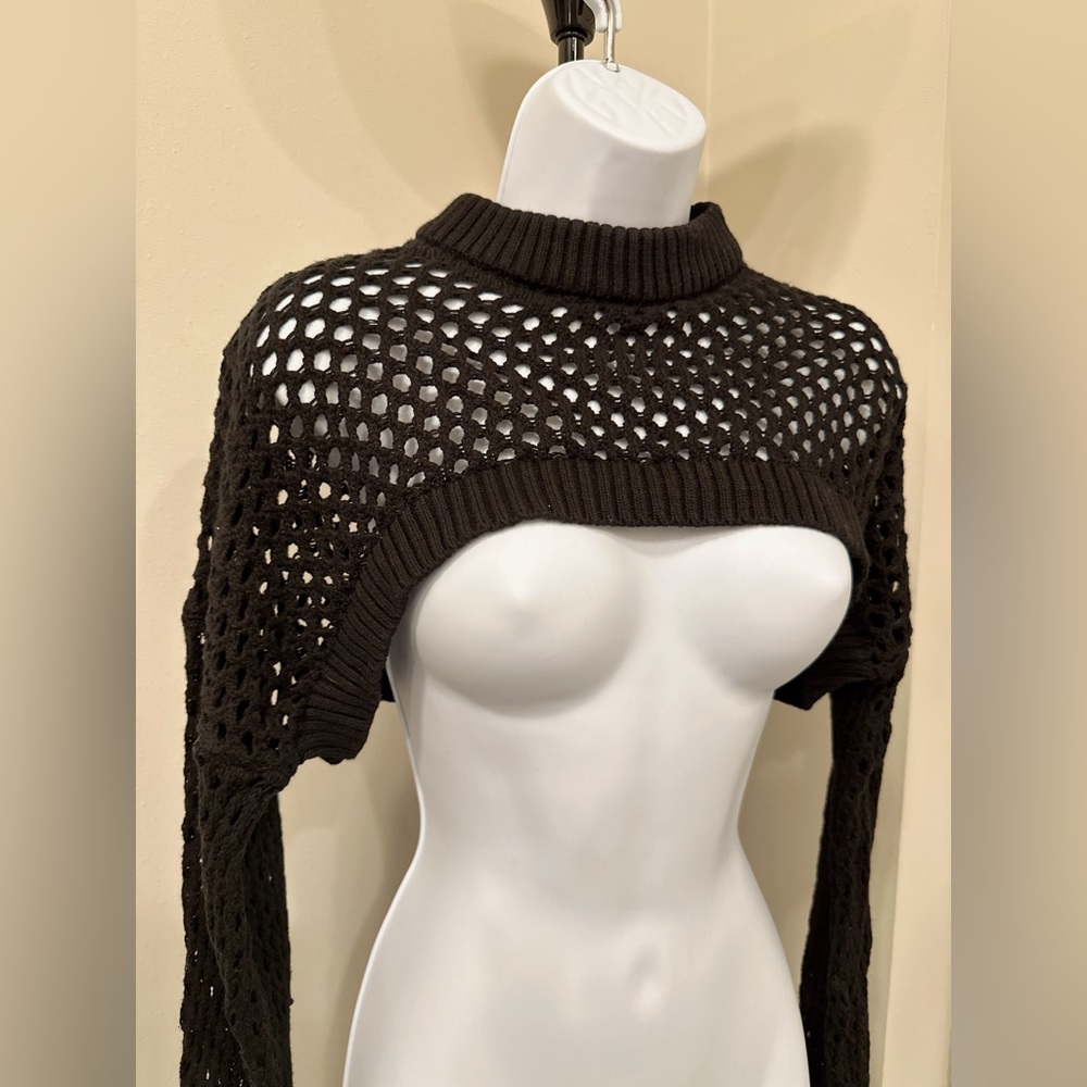 BADDIE WITH WARM SHOULDERS: Bolero Shrug Top